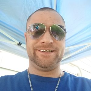 Meet your Posher, Larry